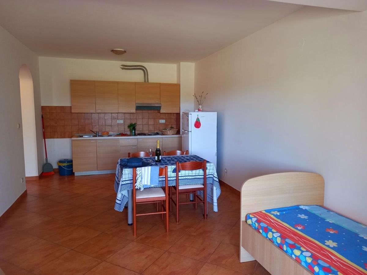 Apartments Monte Rosso Савудрія Екстер'єр фото