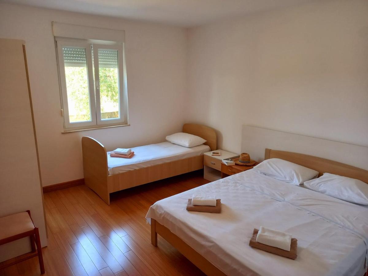 Apartments Monte Rosso Савудрія Екстер'єр фото