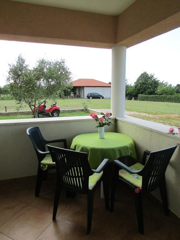 Apartments Monte Rosso Савудрія Екстер'єр фото